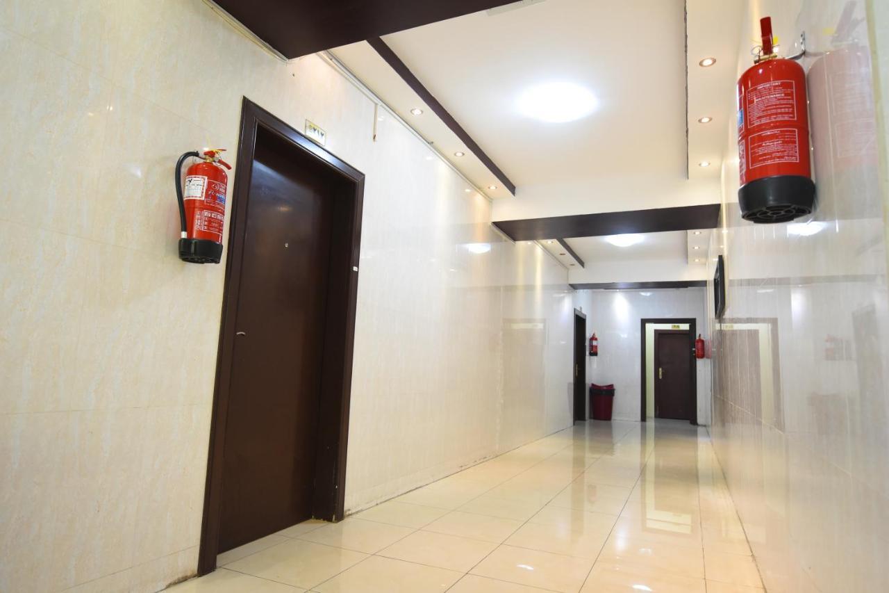 Al Eairy Apartments - Hail 3 Ha'il Exterior foto